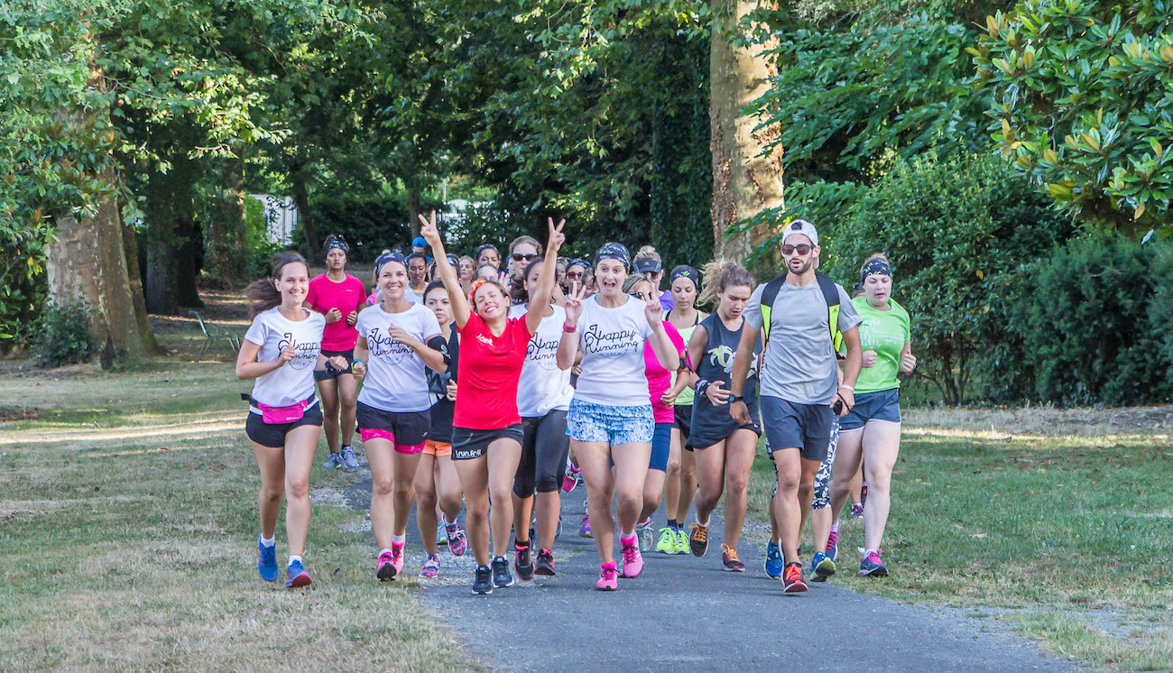 girls-run-running